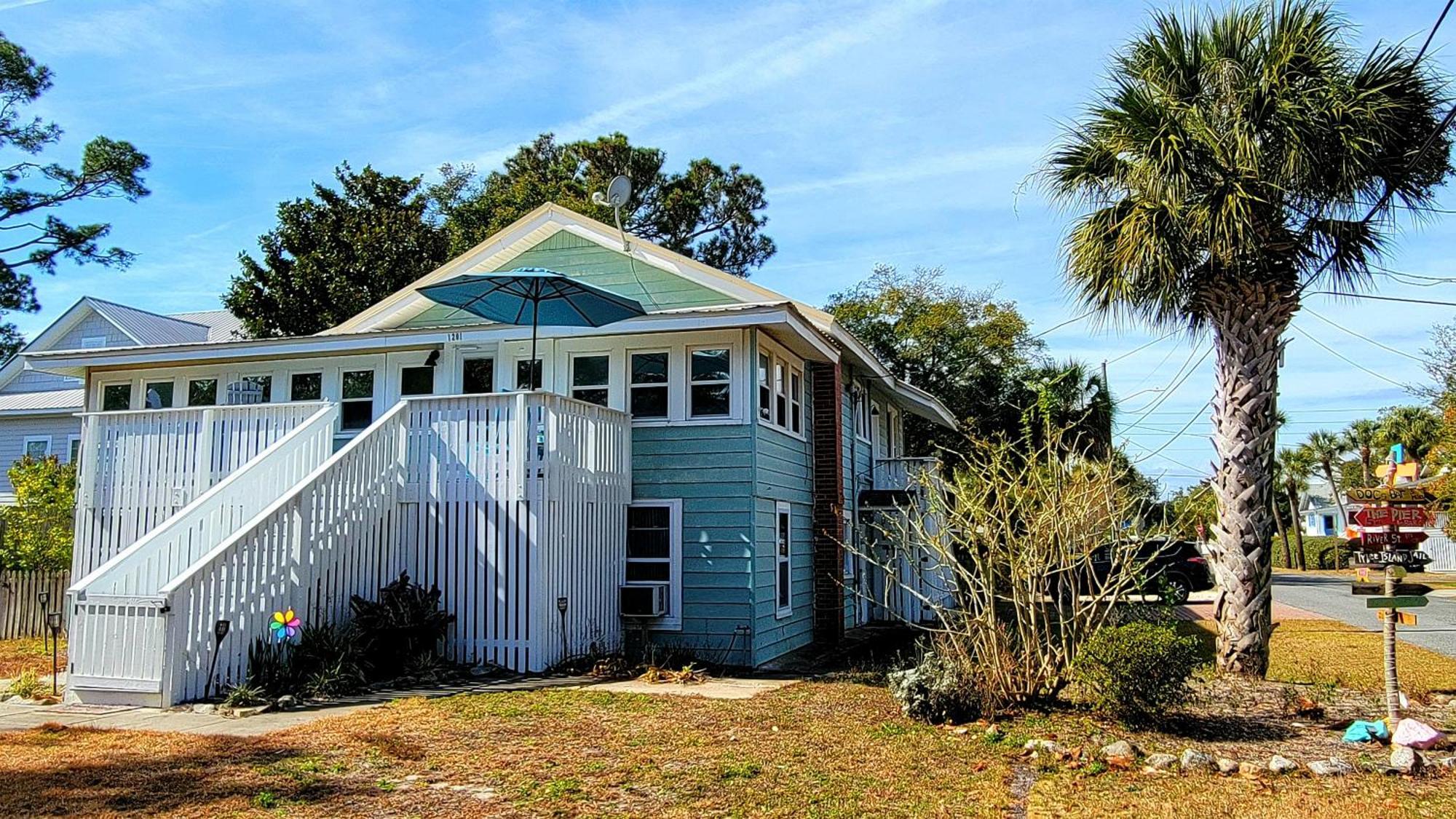 1201 Lovell Avenue By Tybee Beach Vacation Rentals Tybee Island Bagian luar foto